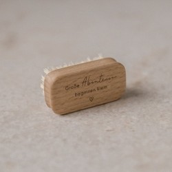 Eulenschnitt kleine Nagelbürste Abenteue