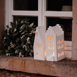 Räder Großes Lichthaus Spitzdach