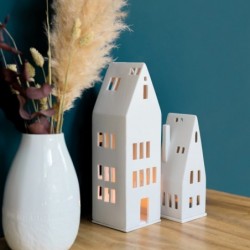 Großes Lichhaus Große Fenster